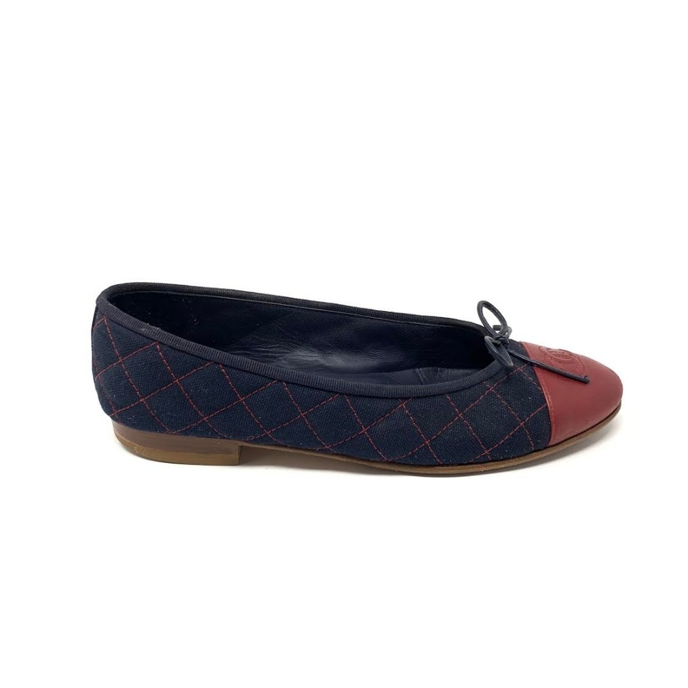 Chanel Cap-Toe Ballet Flats - Picture 2 of 6